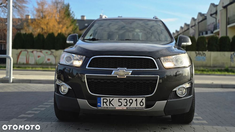 Chevrolet Captiva 2.2 D LTZ - 4