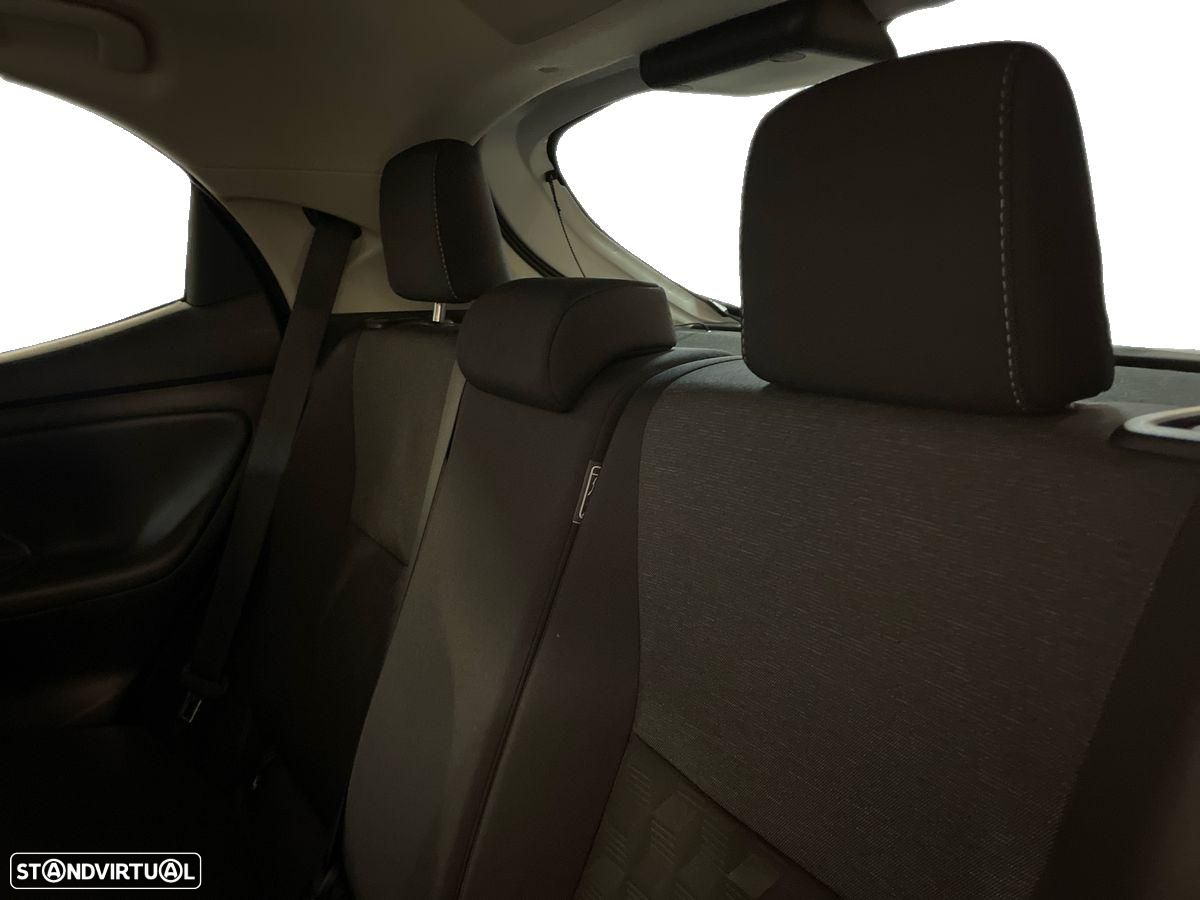 Toyota Yaris - 11