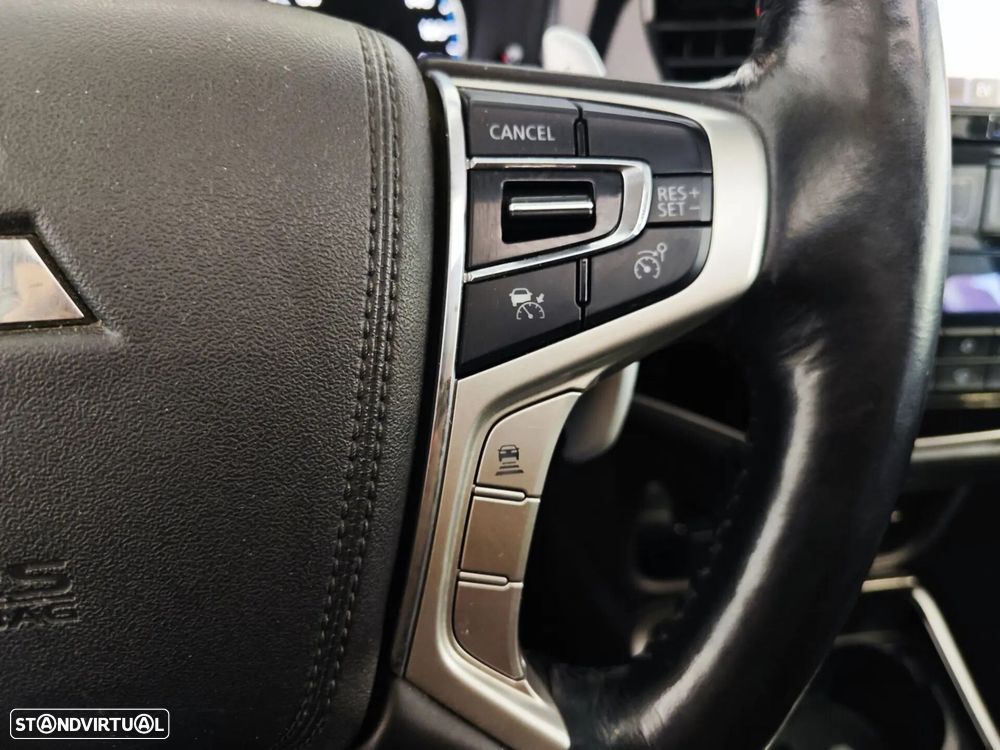 Mitsubishi Outlander - 37