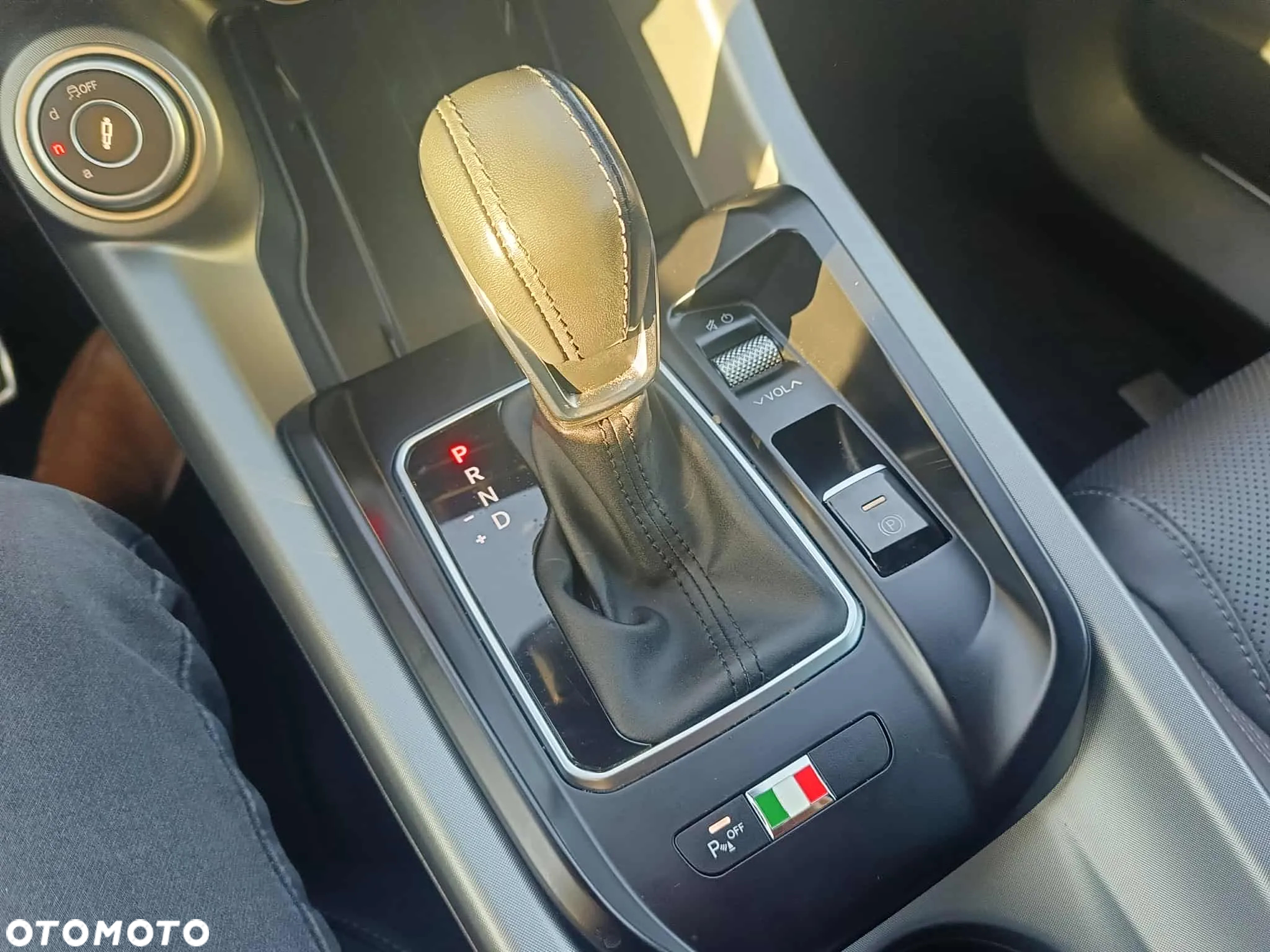 Alfa Romeo Tonale 1.5 T4 GSE mHEV Veloce DCT - 28