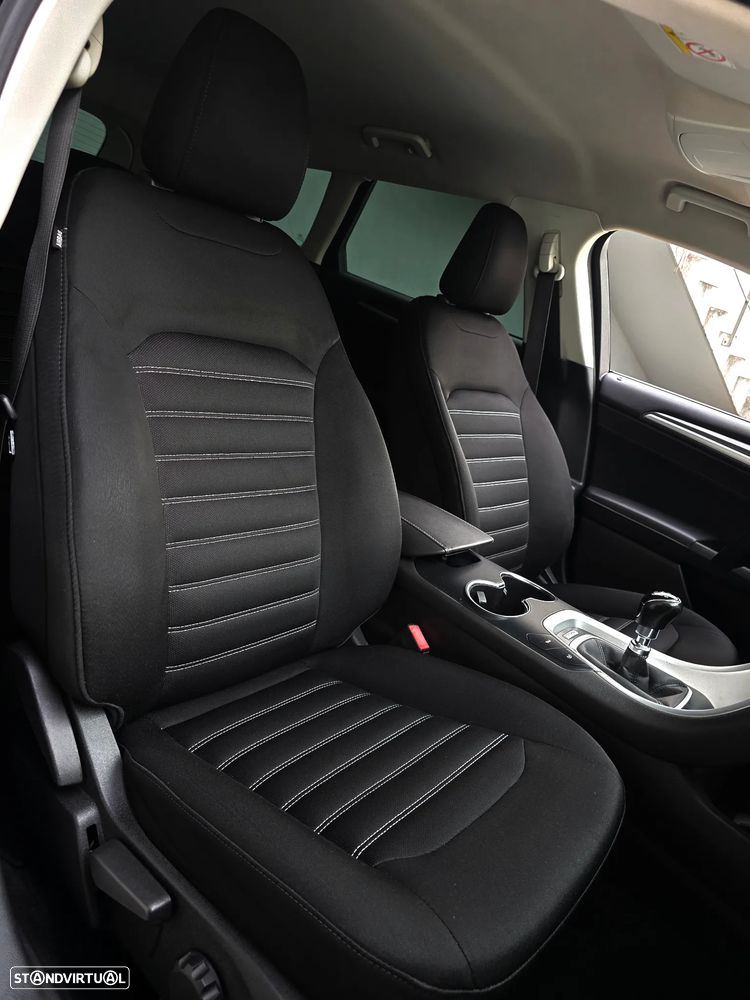 Ford Mondeo SW 1.5 TDCi Business Plus ECOnetic - 52