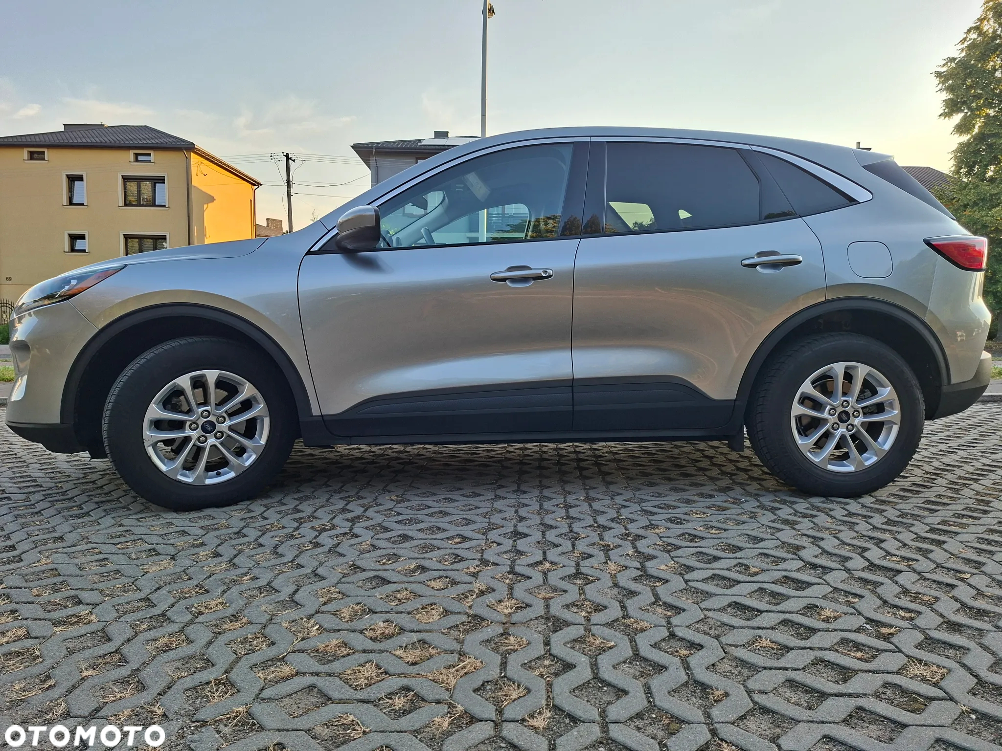 Ford Escape 1.5 EcoBoost AWD SE - 3