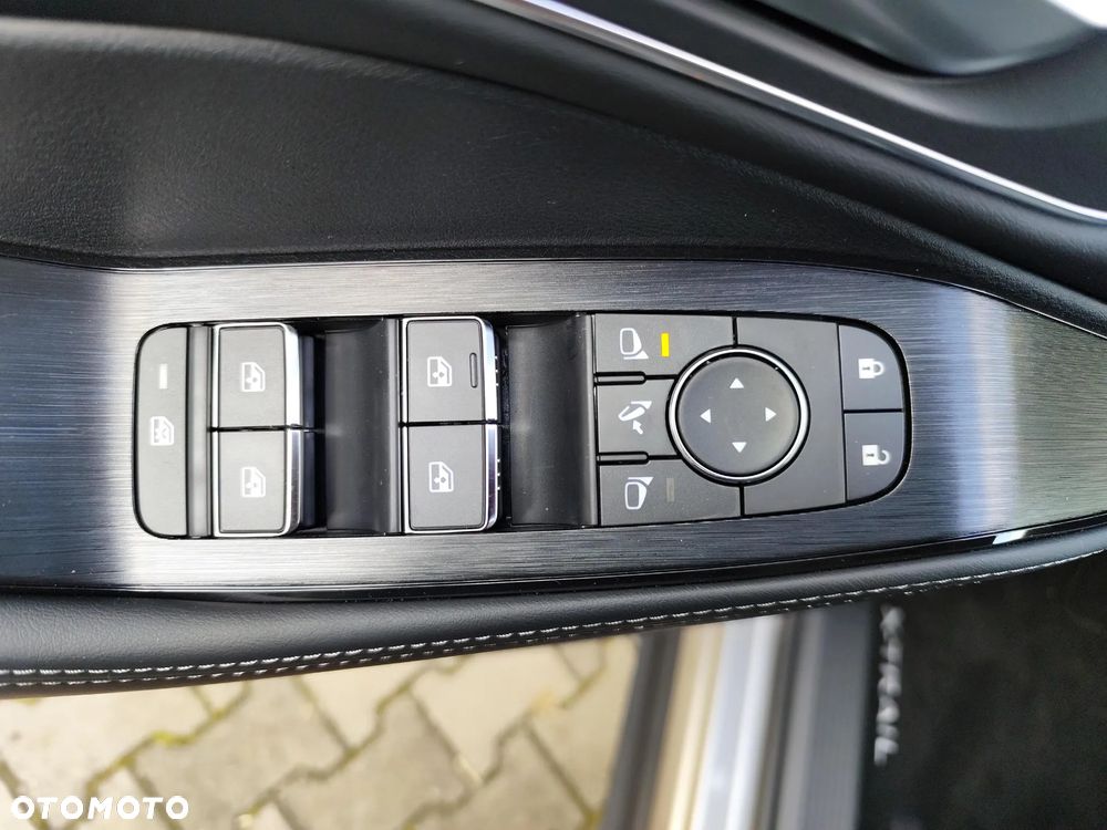 Nissan X-Trail 1.5 VC-T e-POWER Tekna e-4ORCE 7os - 19
