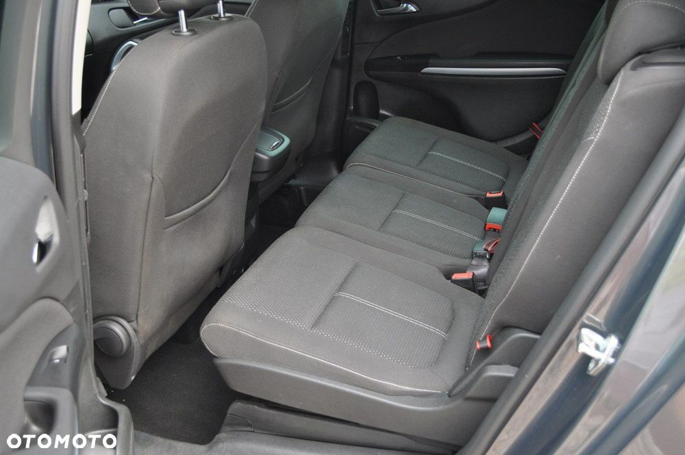Opel Zafira - 28
