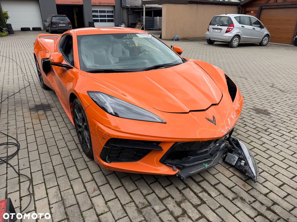 Chevrolet Corvette - 1