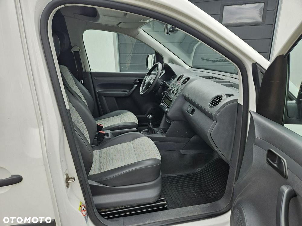 Volkswagen Caddy - 30