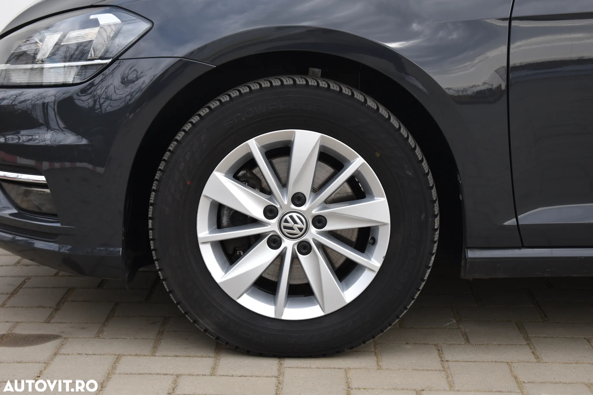 Volkswagen Golf 1.6 TDI Comfortline - 16