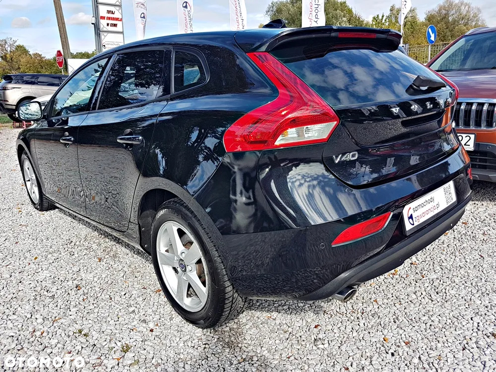 Volvo V40 D3 Kinetic - 27