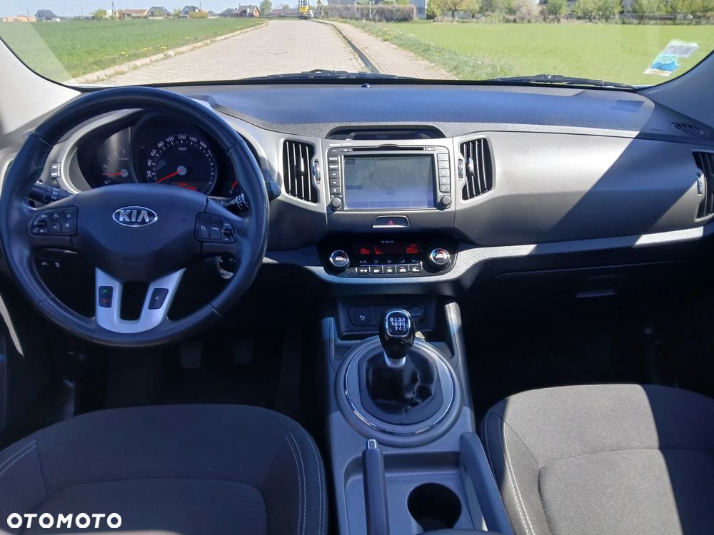 Kia Sportage 1.7 CRDI 2WD ISG Dream-Team Edition - 31