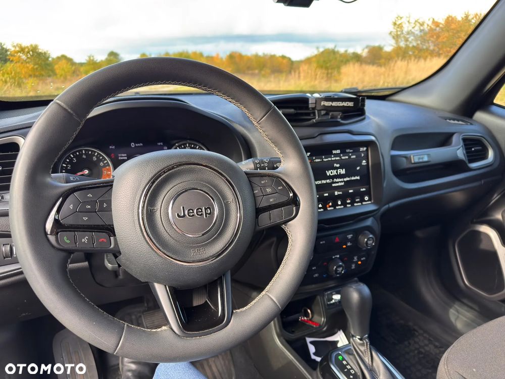 Jeep Renegade - 19