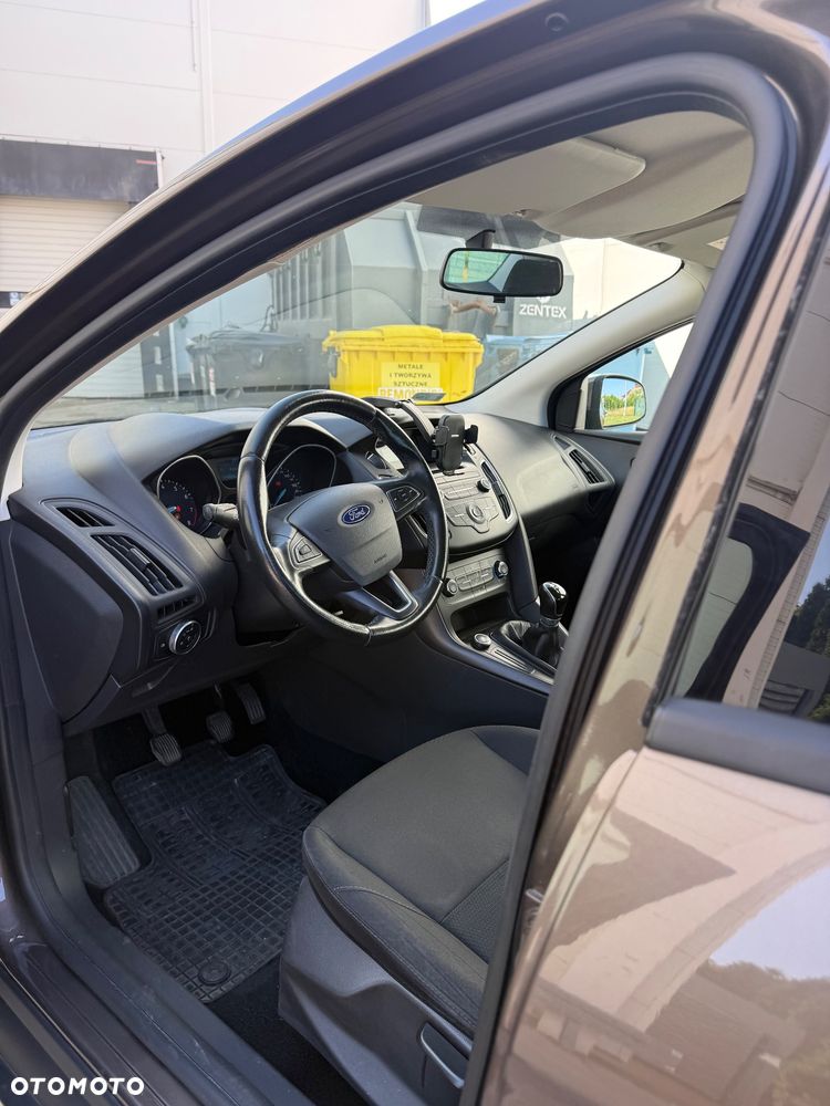 Ford Focus 1.6 Trend - 20