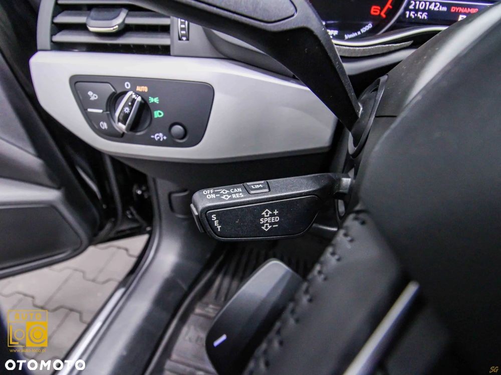 Audi A4 Avant 2.0 TDI Quattro S tronic - 27