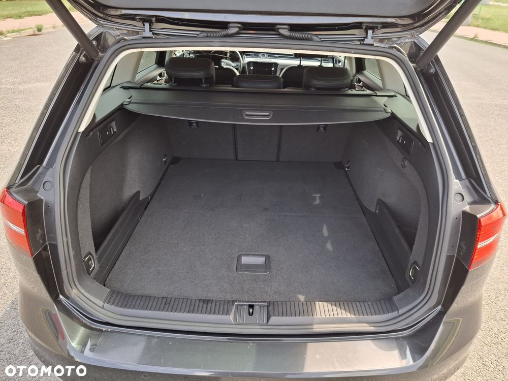 Volkswagen Passat 2.0 TDI BMT Highline DSG7 - 31