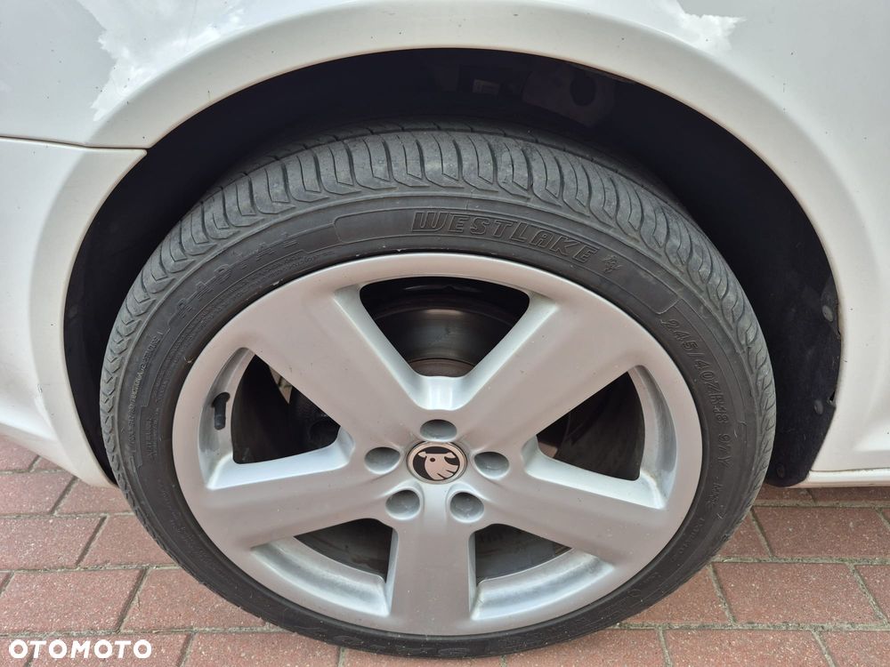 Skoda Octavia 2.0 TDI DPF Ambition - 2