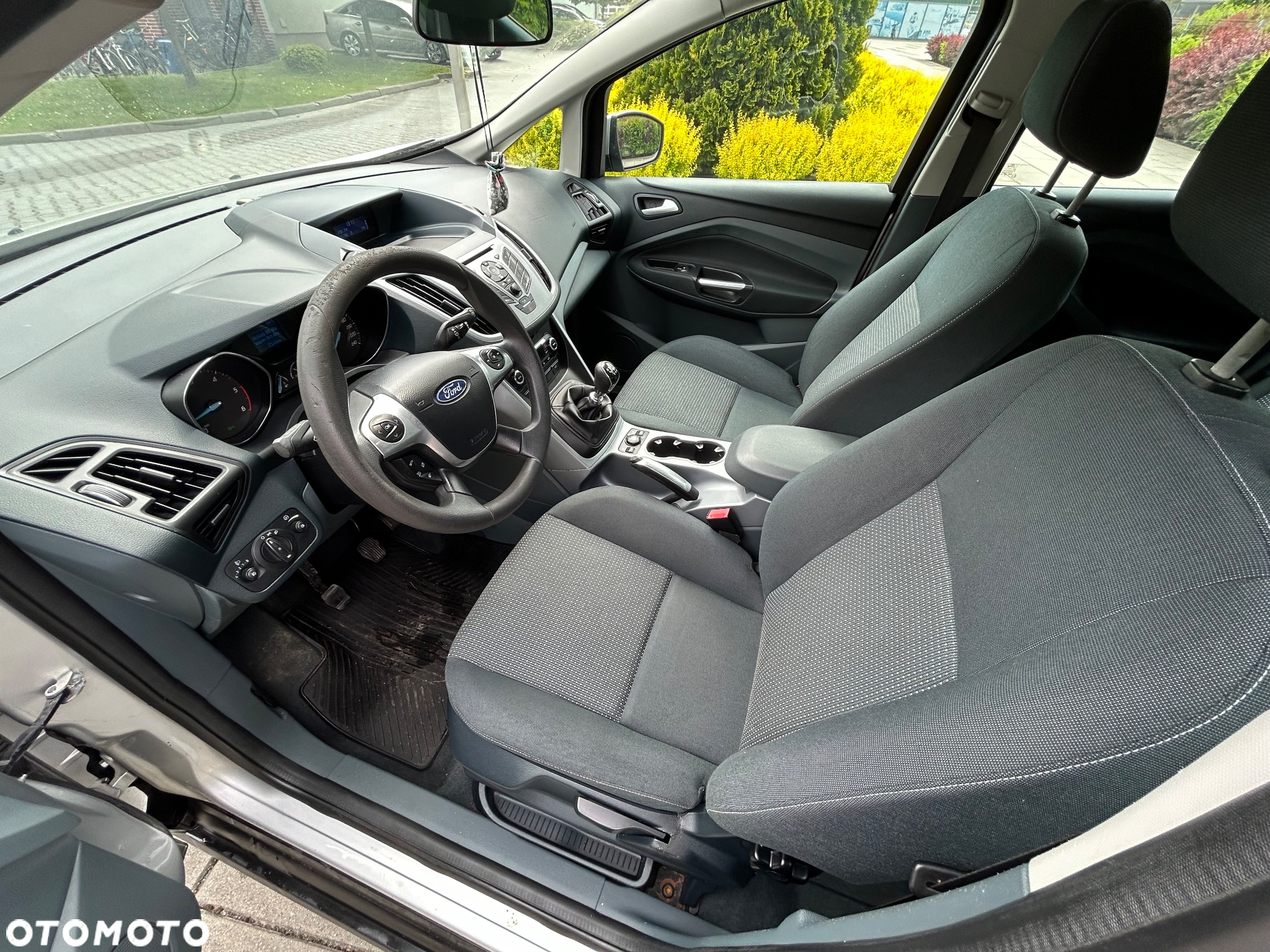 Ford C-MAX 1.6 TDCi Edition - 9