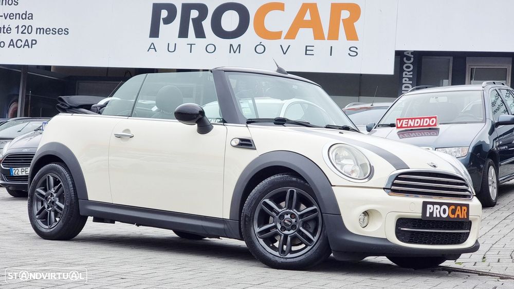 MINI Cabrio Cooper D - 32