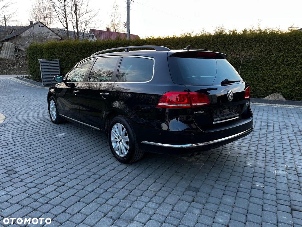 Volkswagen Passat 2.0 TDI Comfortline DSG - 5