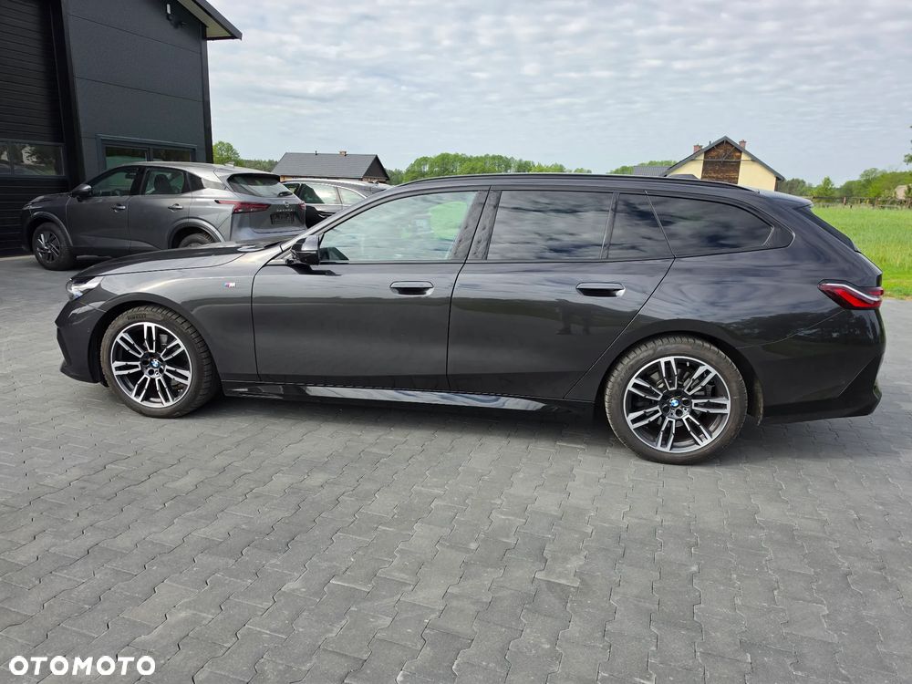 BMW Seria 5 520d xDrive - 9
