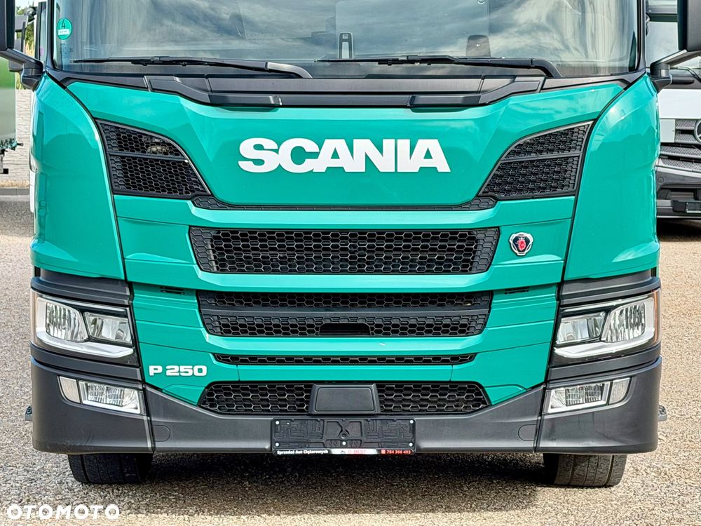 Scania P250 / FIRANKA / WINDA / 220 TYŚ KM / 18 EUROPALET / AUTOMAT / SYPIALKA / 2019 ROK / 9 520 KG ŁADOWNOŚCI / SILNIK 6 / 2019 ROK / JAK NOWA - 12