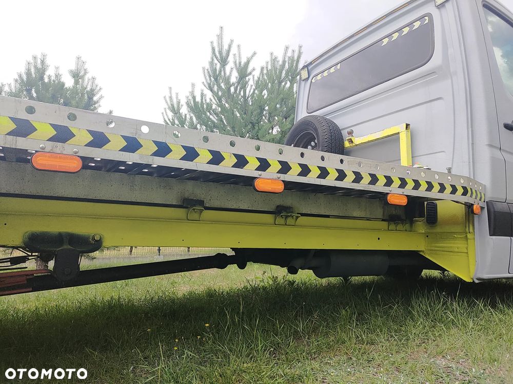 Volkswagen CRAFTER - 14