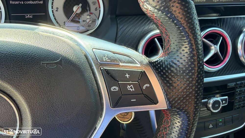 Mercedes-Benz A 200 CDI AMG Line - 24