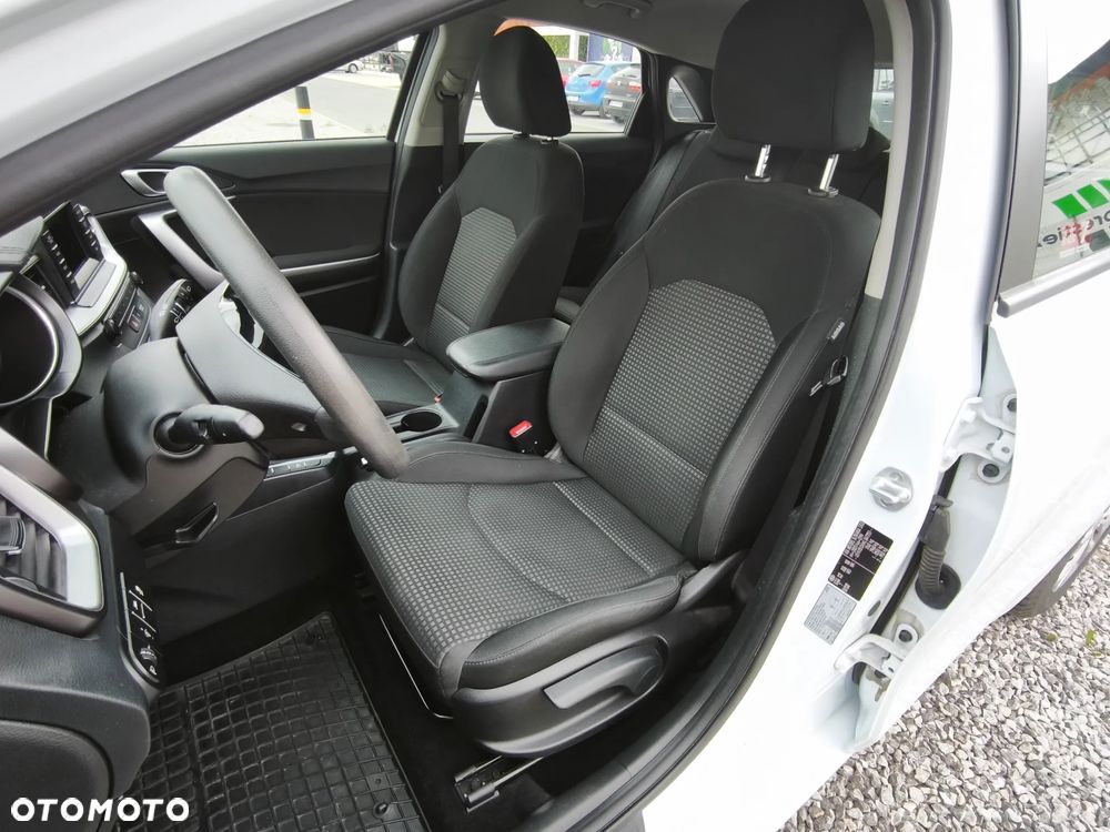Kia Ceed 1.4 S - 6