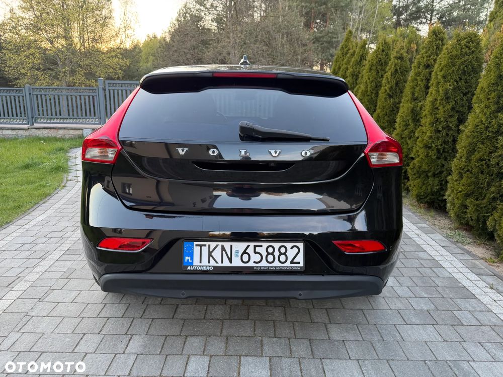 Volvo V40 D2 Momentum - 10