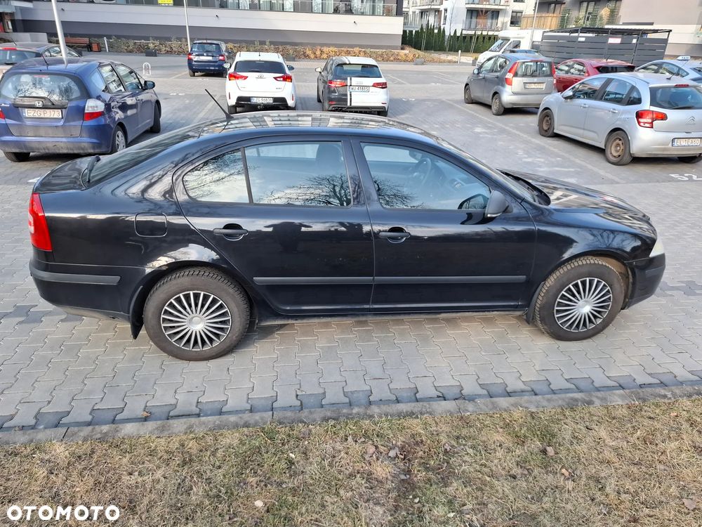 Skoda Octavia 1.6 - 6