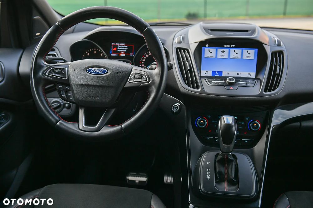 Ford Kuga 2.0 EcoBlue 4x4 ST-LINE - 26