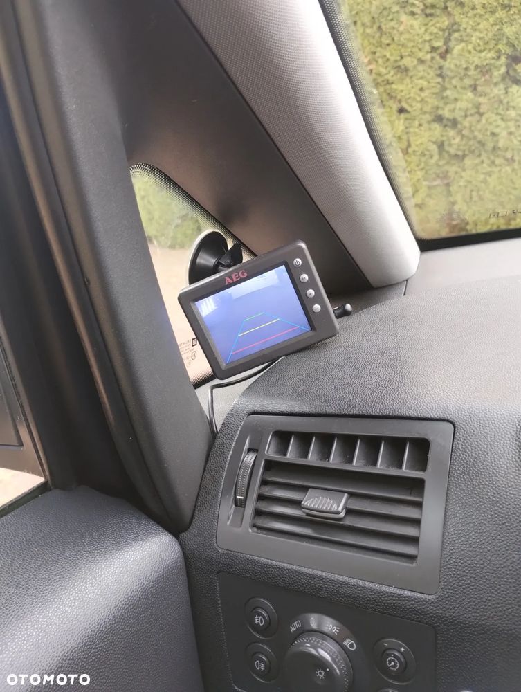 Opel Zafira ver-1-8-active - 11