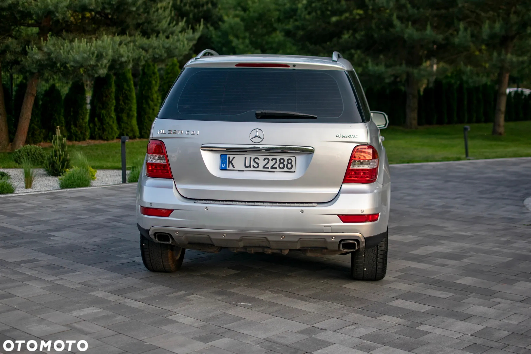 Mercedes-Benz ML - 22