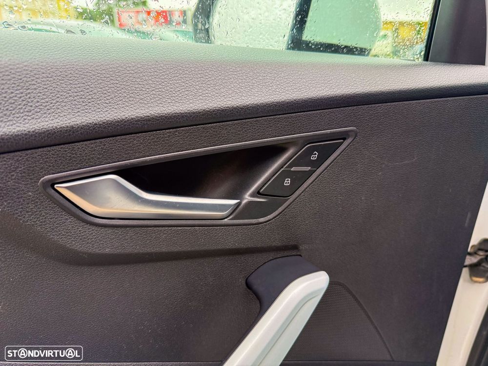 Audi Q2 30 TDI S tronic - 11