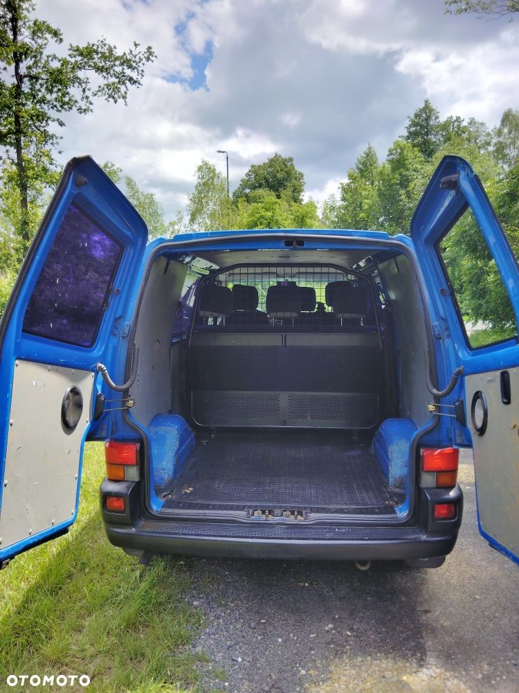 Volkswagen Transporter - 5