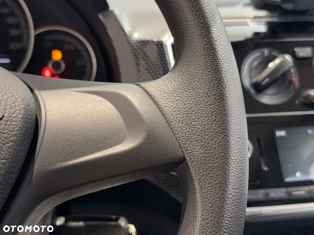 Volkswagen up! - 22