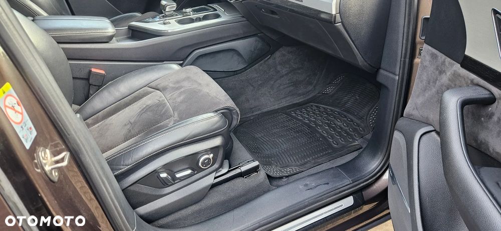 Audi Q7 3.0 TDI Quattro Tiptronic - 24