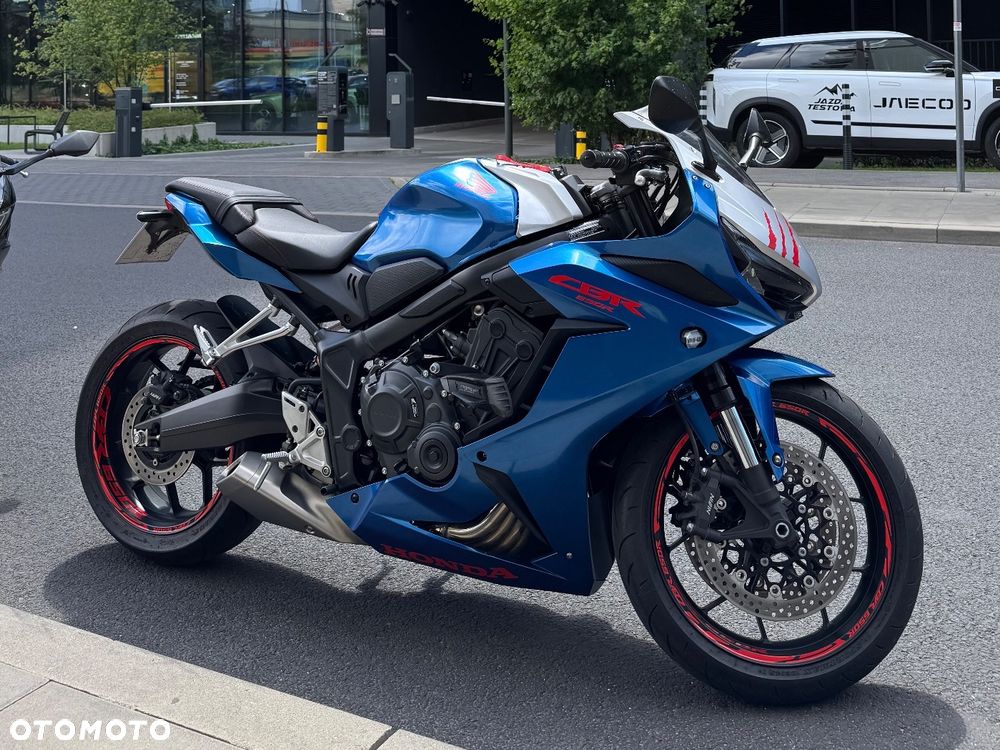 Honda CBR - 1