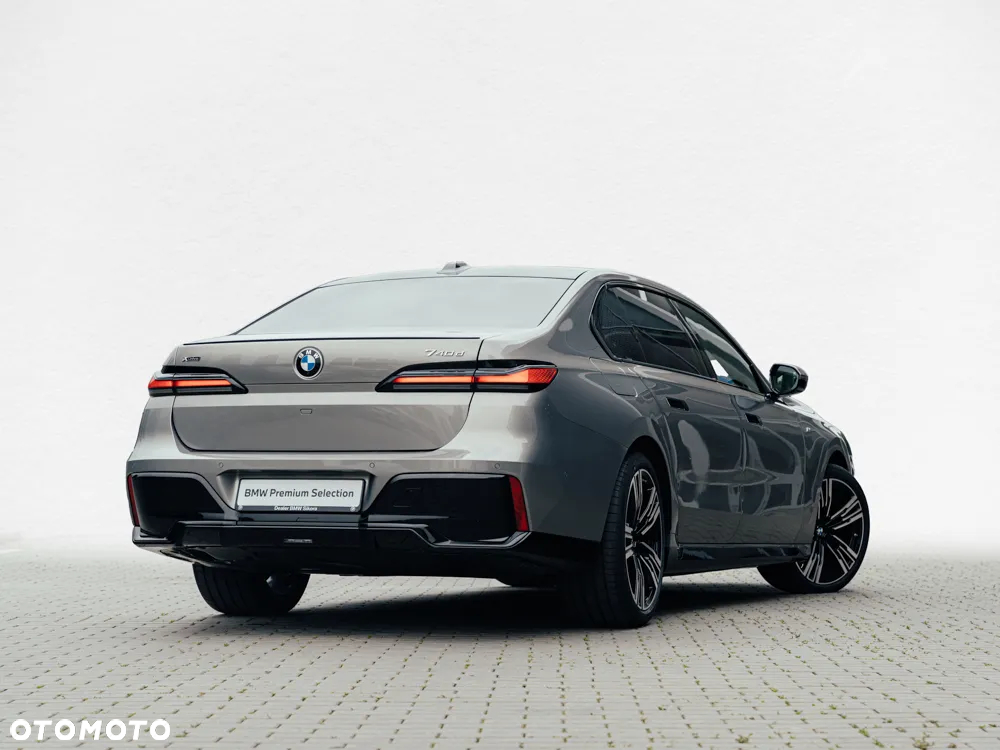 BMW Seria 7 - 2