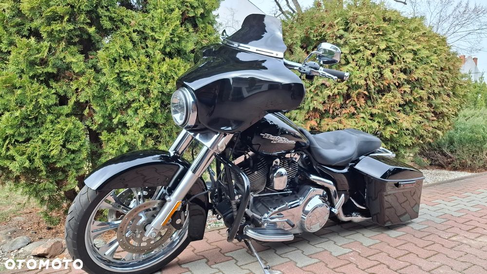 Harley-Davidson Touring Street Glide