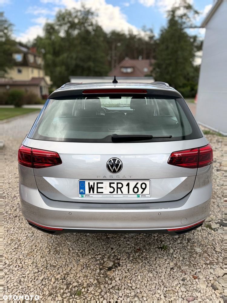 Volkswagen Passat - 9