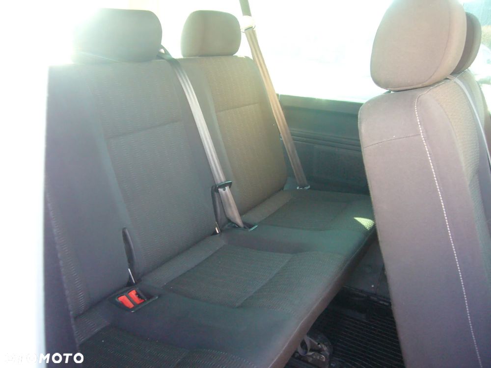 Volkswagen Caravelle 2.0 TDI L1 Comfortline - 18