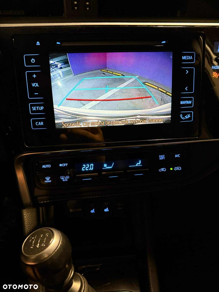 Toyota Auris 1.6 D-4D Executive - 5