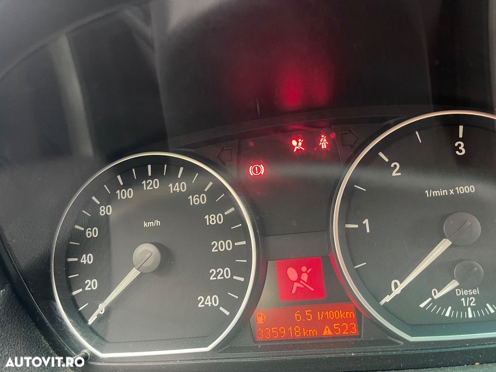 BMW Seria 1 118d - 13