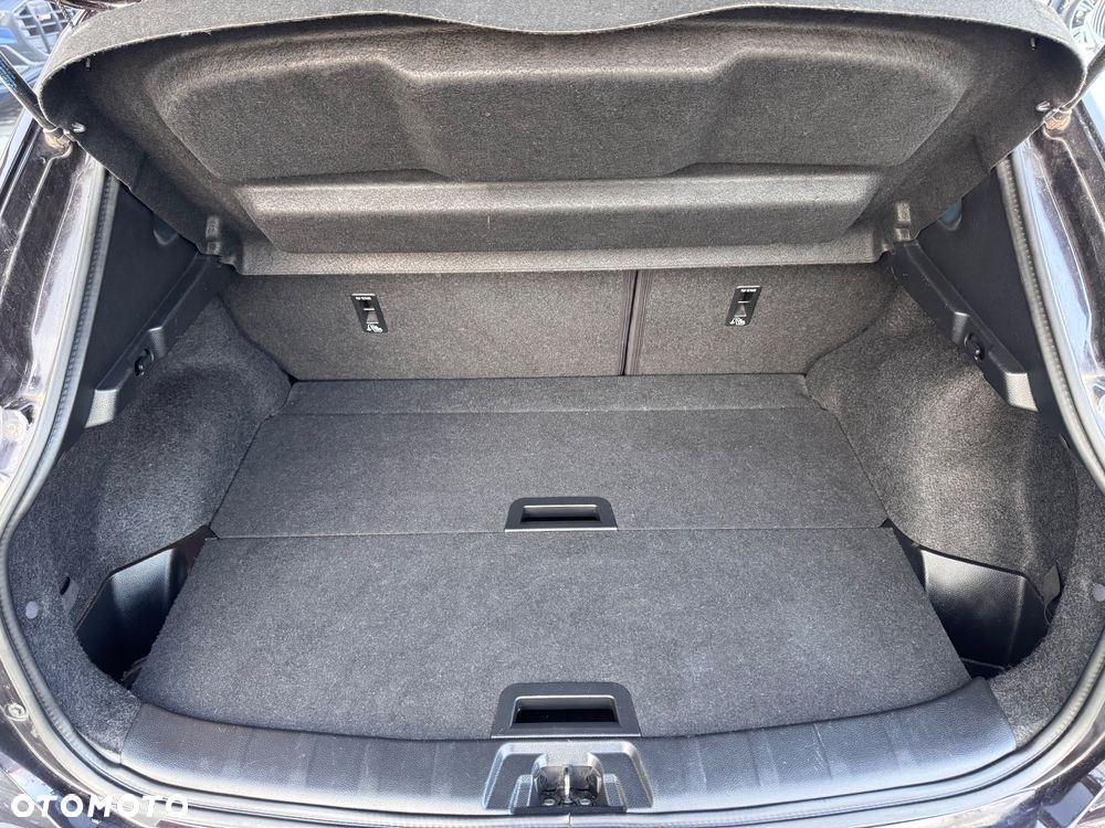 Nissan Qashqai 1.2 DIG-T N-Connecta - 40