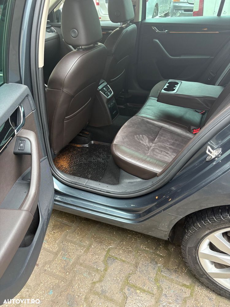 Skoda Octavia 2.0 TDI 4X4 DSG Laurin&Klement - 7