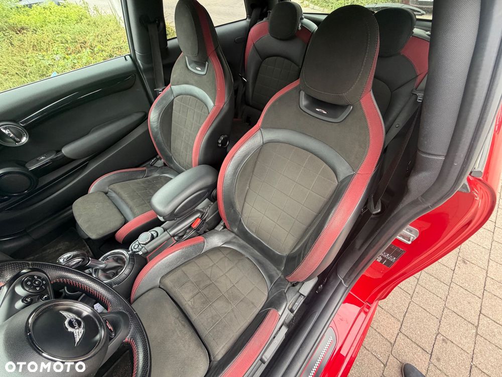 MINI John Cooper Works - 23