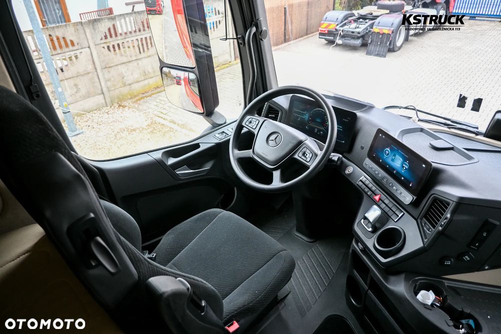Mercedes-Benz Actros L - 22