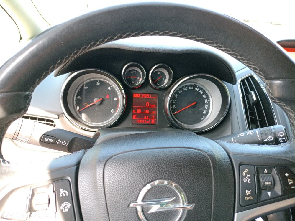 Opel Zafira - 8