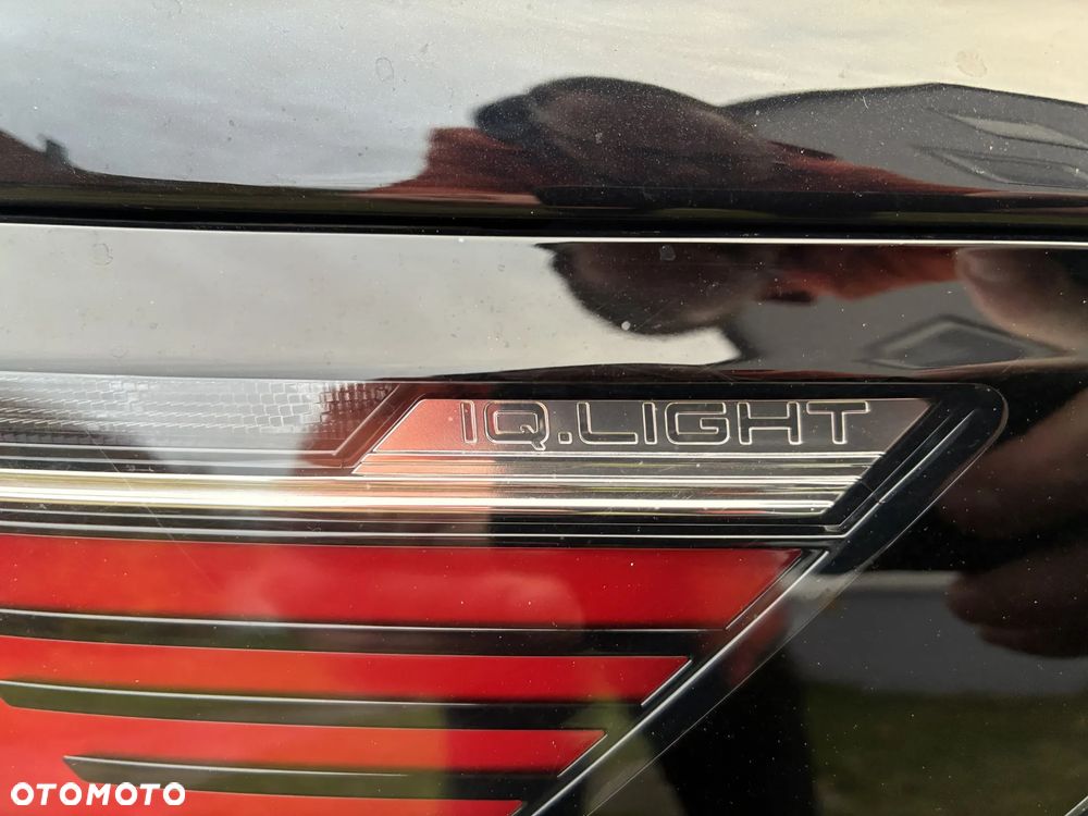 Volkswagen Arteon 2.0 TDI R-Line DSG - 26