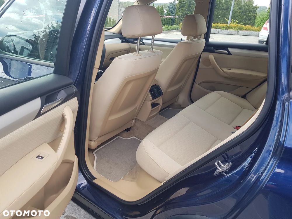BMW X3 xDrive20d - 13
