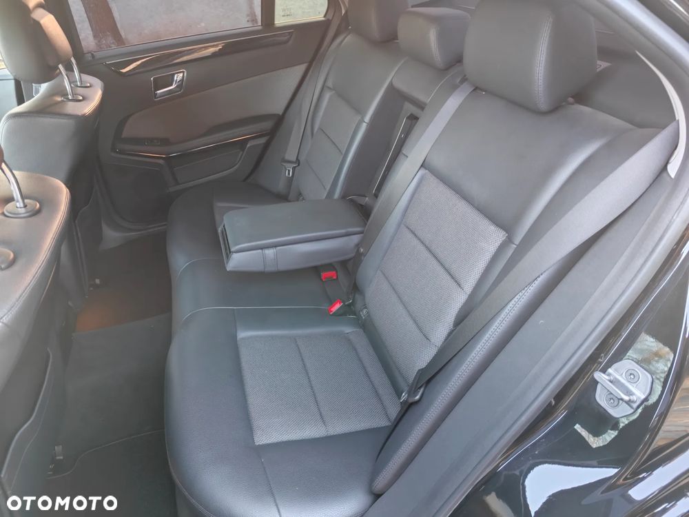 Mercedes-Benz Klasa E 200 CDI DPF BlueEFFICIENCY Automatik Avantgarde - 31